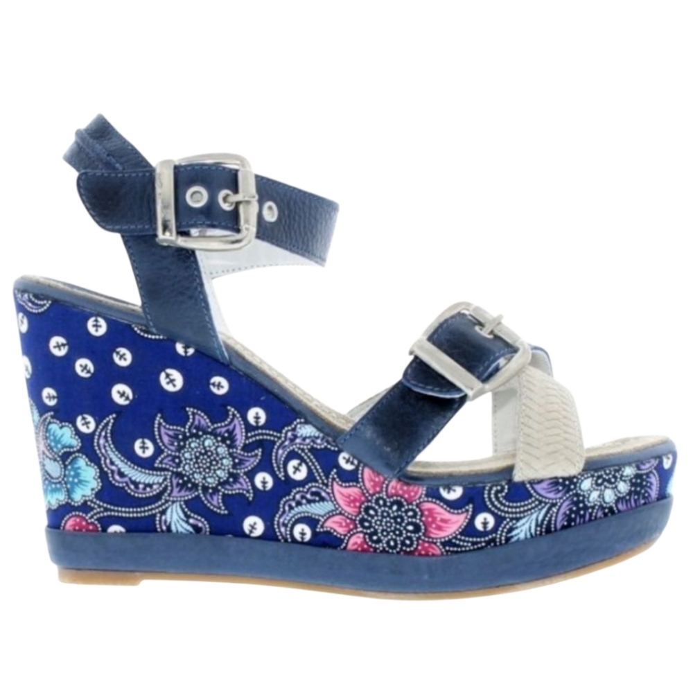 Rare and Unique BLACKSTONE Batik Patterned Wedges